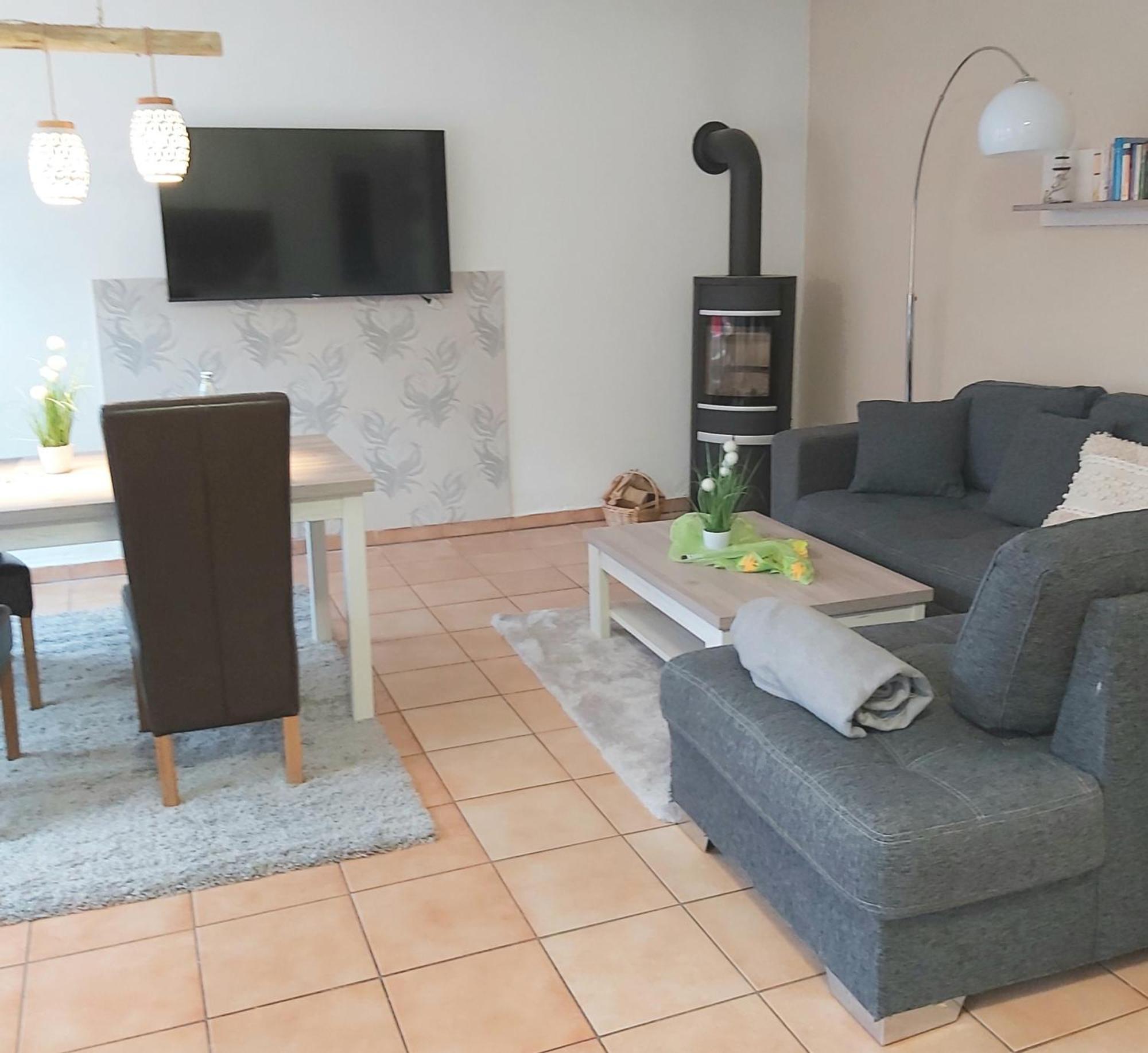 Ferienwohnung Yachthafen De Lorenzo 卡罗利嫩西尔 外观 照片