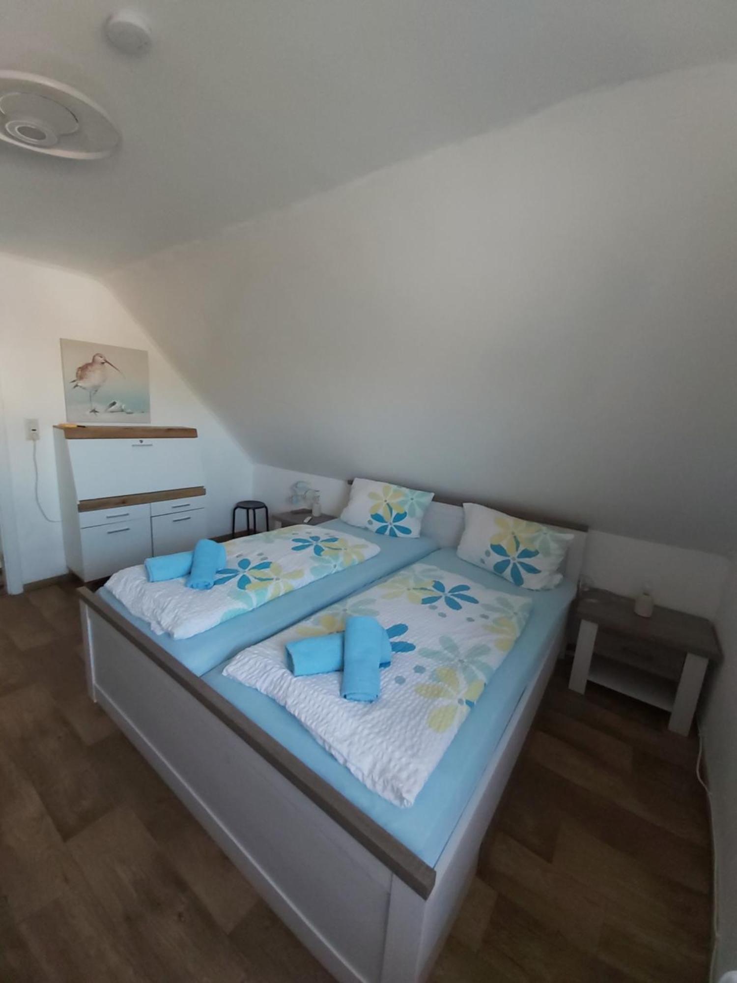 Ferienwohnung Yachthafen De Lorenzo 卡罗利嫩西尔 外观 照片